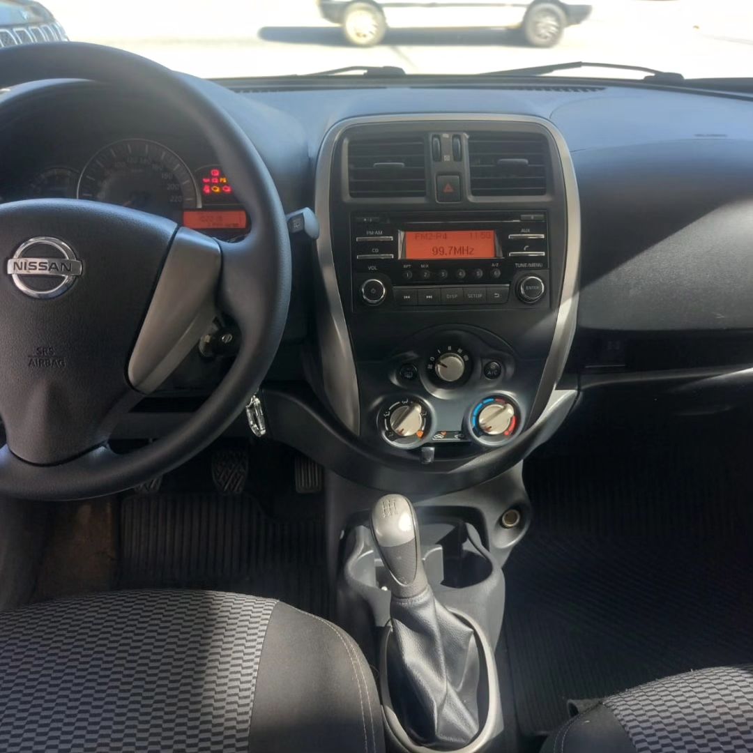 Nissan MARCH SV 1.0 12V Flex 5p