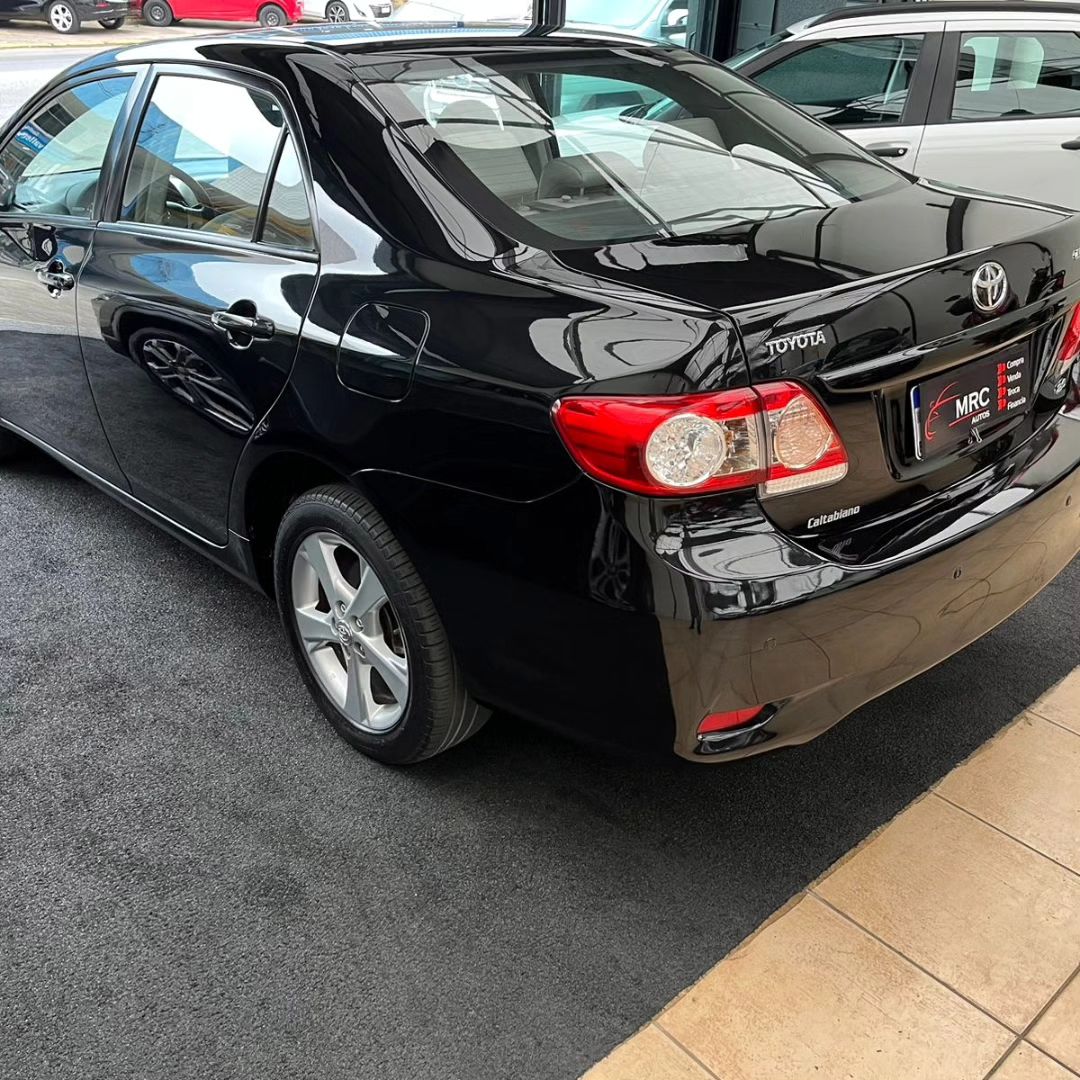 Toyota Corolla XEi 2.0 Flex 16V Aut.